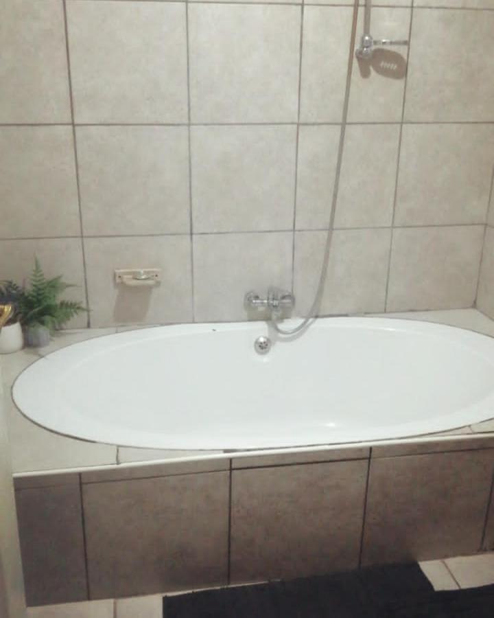 Хостел Tsumeb Backpackers & Safari Экстерьер фото